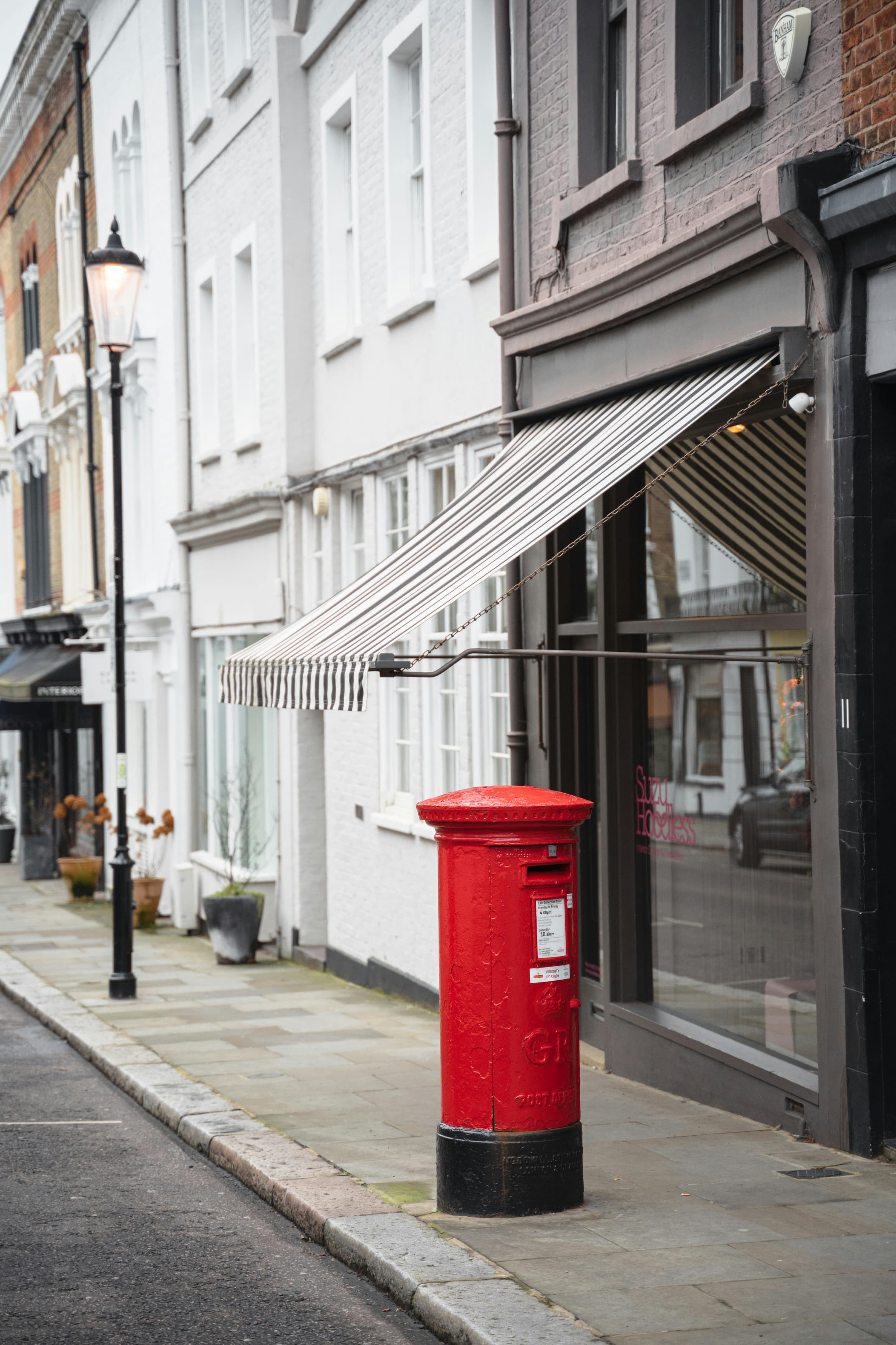 Napellenző szerelés Budapest